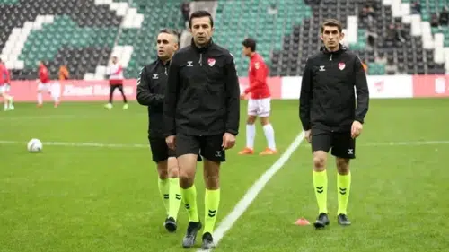 TFF Duyurdu! Fenerbahçe - Trabzonspor Maçının VAR Hakemi Belli Oldu