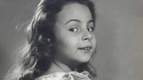 Zeynep Değirmencioğlu Kimdir? Kaç Yaşında, Nereli ve Hangi Filmlerde Oynadı?
