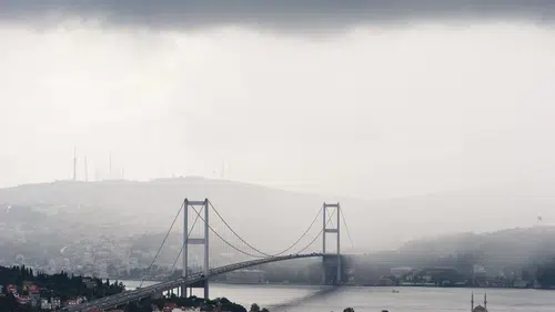 İstanbul hava durumu: AKOM'dan gece sağanağı uyarısı! Yağış saat kaçta başlayacak?