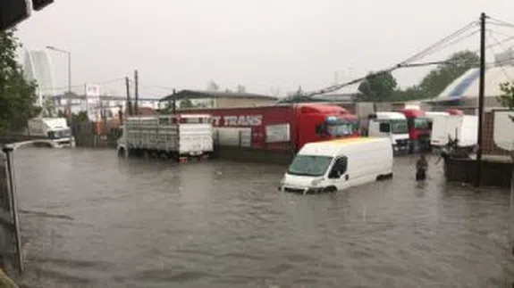 İstanbul Temmuz'da yağmura teslim