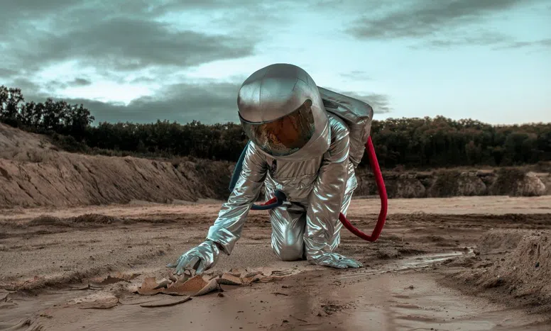 Uzayda maden çıkarımı, kaynak savaşı başlıyor mu