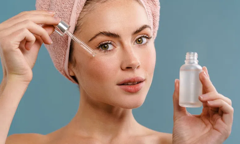 Evde kolay yaşlanma karşıtı serum tarifi