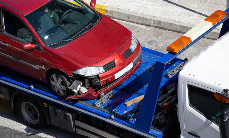 İstanbul’da çekici ve yediemin ücretlerine zam kararı: Araç çekme 2 bin 500 TL’ye çıktı