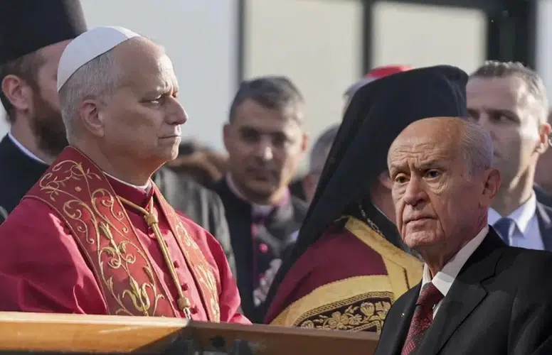 Papa 14. Leo'nun İznik Ayinine Tepkiler Artıyor