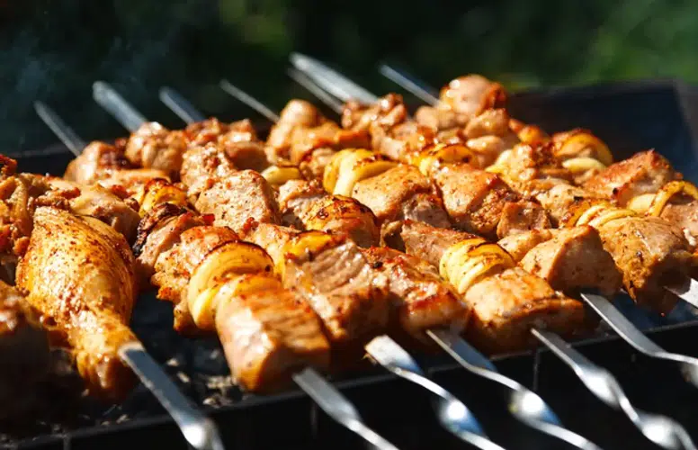 Şef Gibi Et Pişirmenin Püf Noktaları: Evde Lokanta Lezzeti Mümkün!