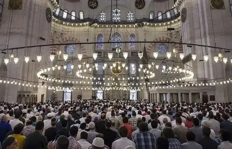 2026 Yılı İlk Teravih Namazı Ne Zaman Kılınacak?