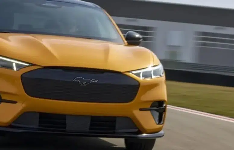 Ford'un BlueCruise Sistemi Neden Federal İncelemenin Merkezinde?