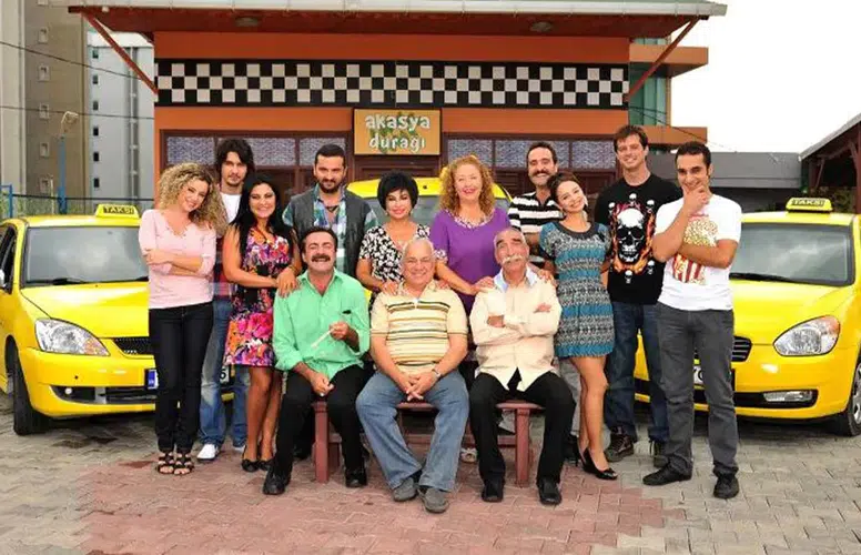 Akasya Durağı dizisi yeniden mi başlıyor? Yeni sezonunda kimler yer alacak?