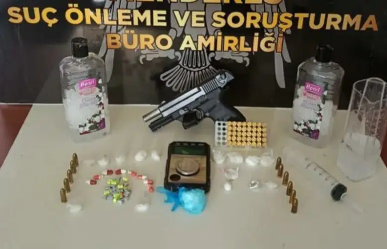 İzmir'de uyuşturucu ticaretine yönelik düzenlenen operasyonda 1 kişi tutuklandı