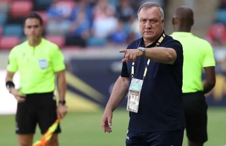 Curaçao'yu 2026 Dünya Kupası'na Taşıyan Teknik Direktör Dick Advocaat, Ayrılık Kararı Aldı