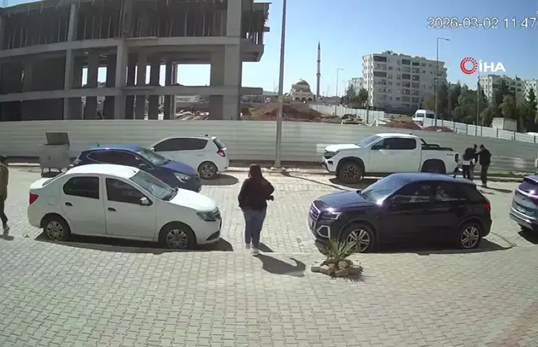 Mardin'de İki Kişinin Yaralandığı Kavganın Güvenlik Kamerası Görüntüleri Ortaya Çıktı