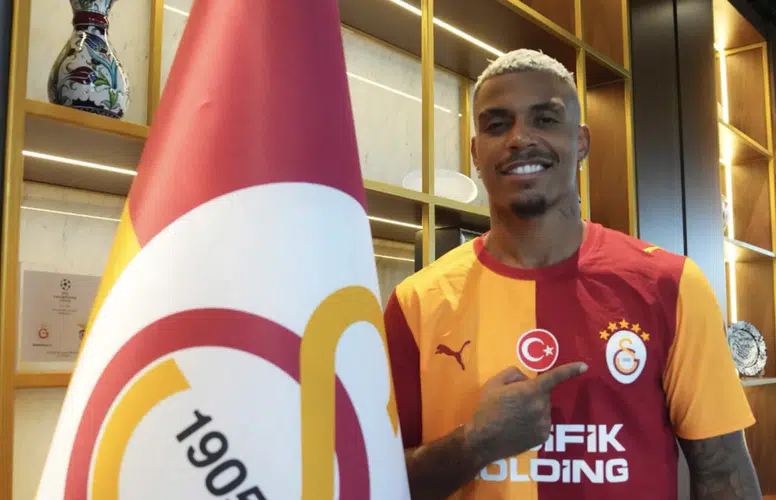 Galatasaray’dan Lemina kararı: Sözleşmesi 2 yıl uzatıldı