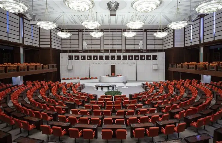 12. Yargı Paketi Meclis’ten geçti: IBAN düzenlemesi kimleri kapsıyor?