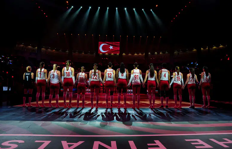 Filenin Sultanları adını yarı finale yazdırdı