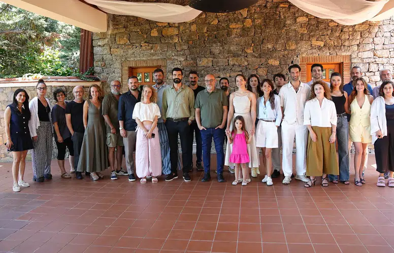 Murat Ünalmış ile Özge Özacar aynı projede