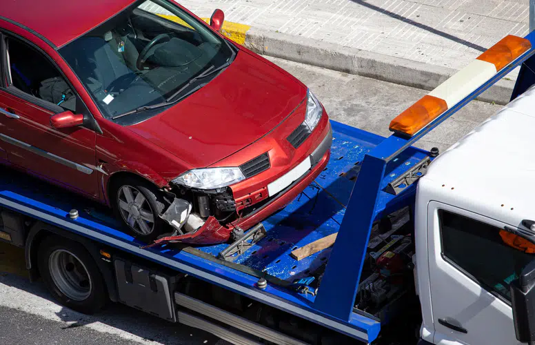 İstanbul’da çekici ve yediemin ücretlerine zam kararı: Araç çekme 2 bin 500 TL’ye çıktı