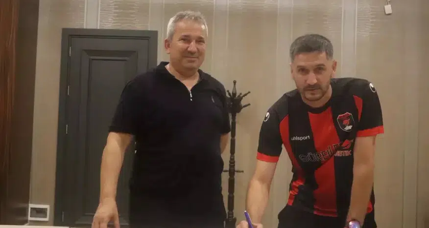 Denizli İdmanyurdu'ndan Bilal Şeflek Açıklaması: Anjiyo Oldu