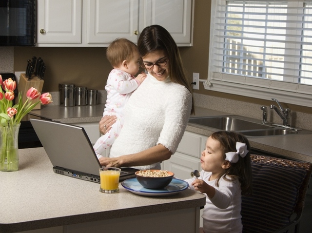 work-from-home-with-kids