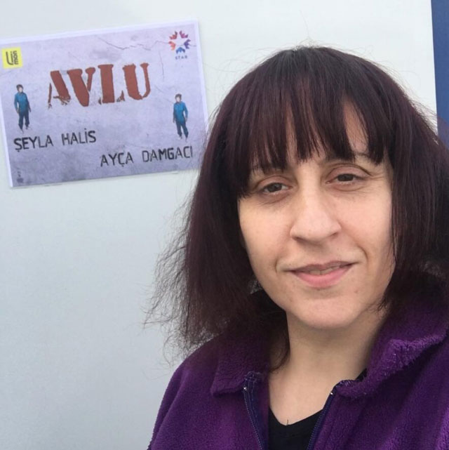Avlu'nun yıldızı diziye veda etti 1