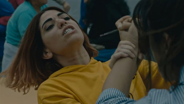 Avlu'nun yıldızı diziye veda etti 7