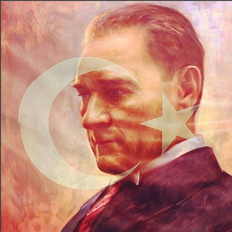 Ünlülerden 29 Ekim Cumhuriyet Bayramı mesajları 3