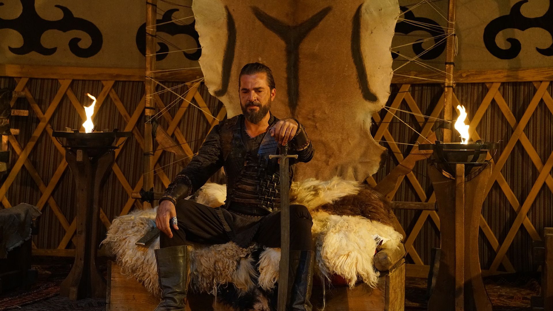 Engin Altan Düzyatan Diriliş'ten ayrılıyor mu? Yeni projesi belli oldu 2