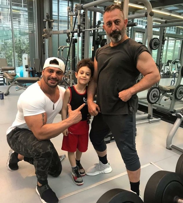 Cem Yılmaz 10 ayda 20 kilo verdi son hali inanılmaz 8