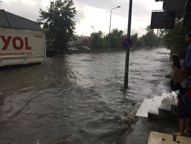 İstanbul Temmuz'da yağmura teslim 2